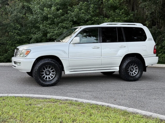 Lexus LX