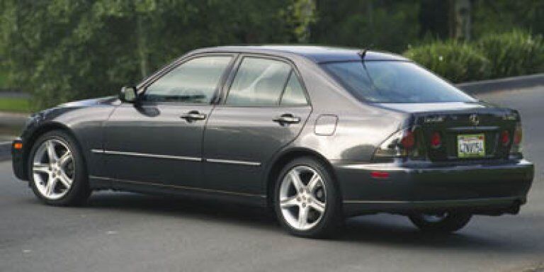 Lexus IS