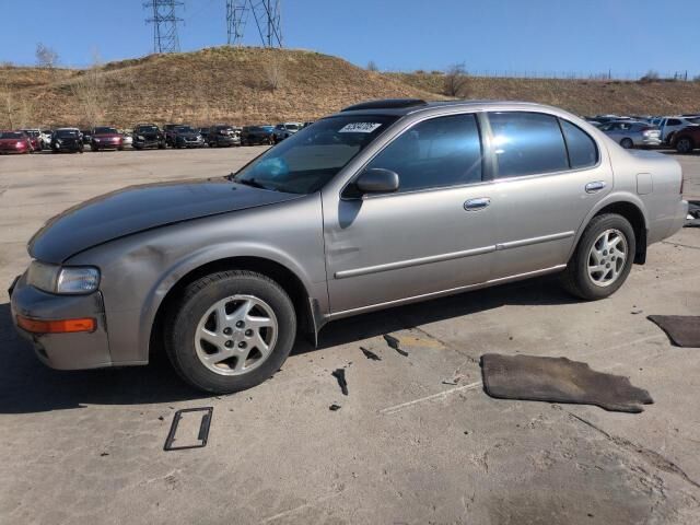 Nissan Maxima