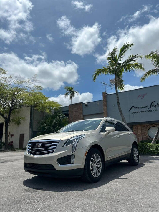 2017 CADILLAC XT5