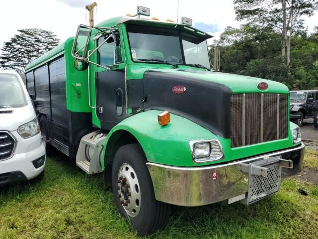2004 PETERBILT 330