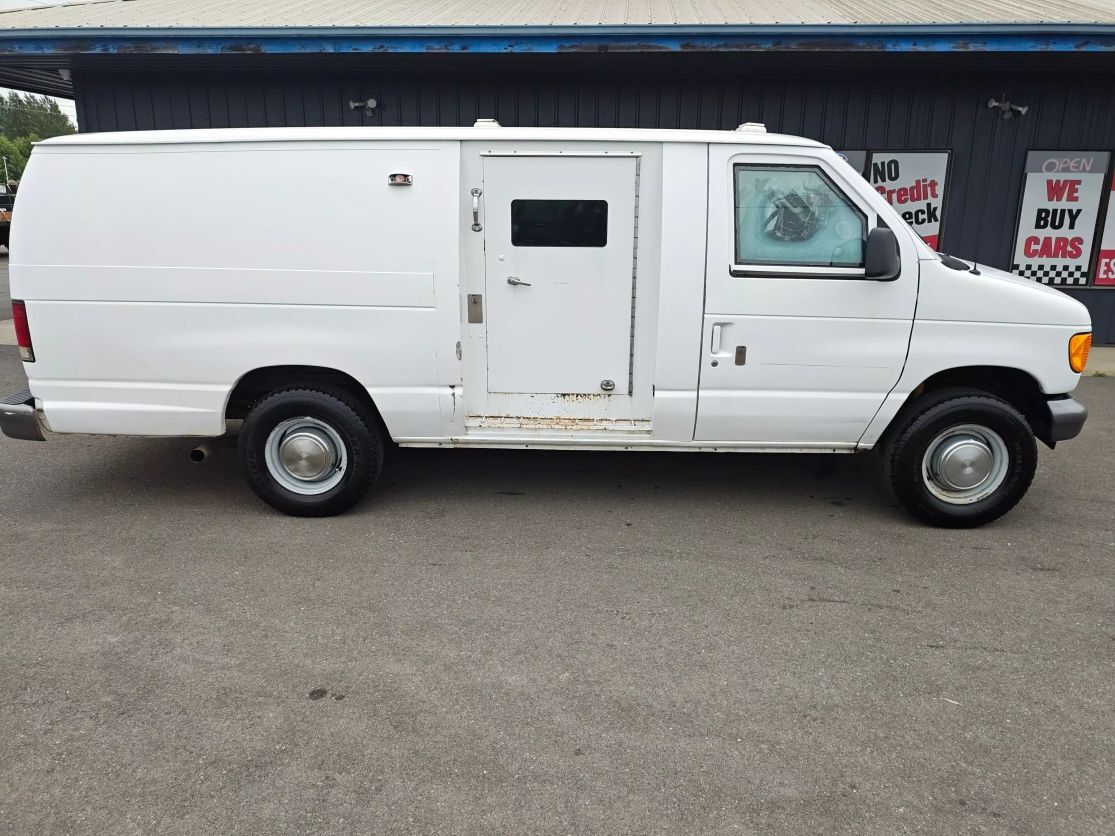 Ford E-350