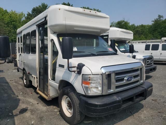 2017 FORD E-350
