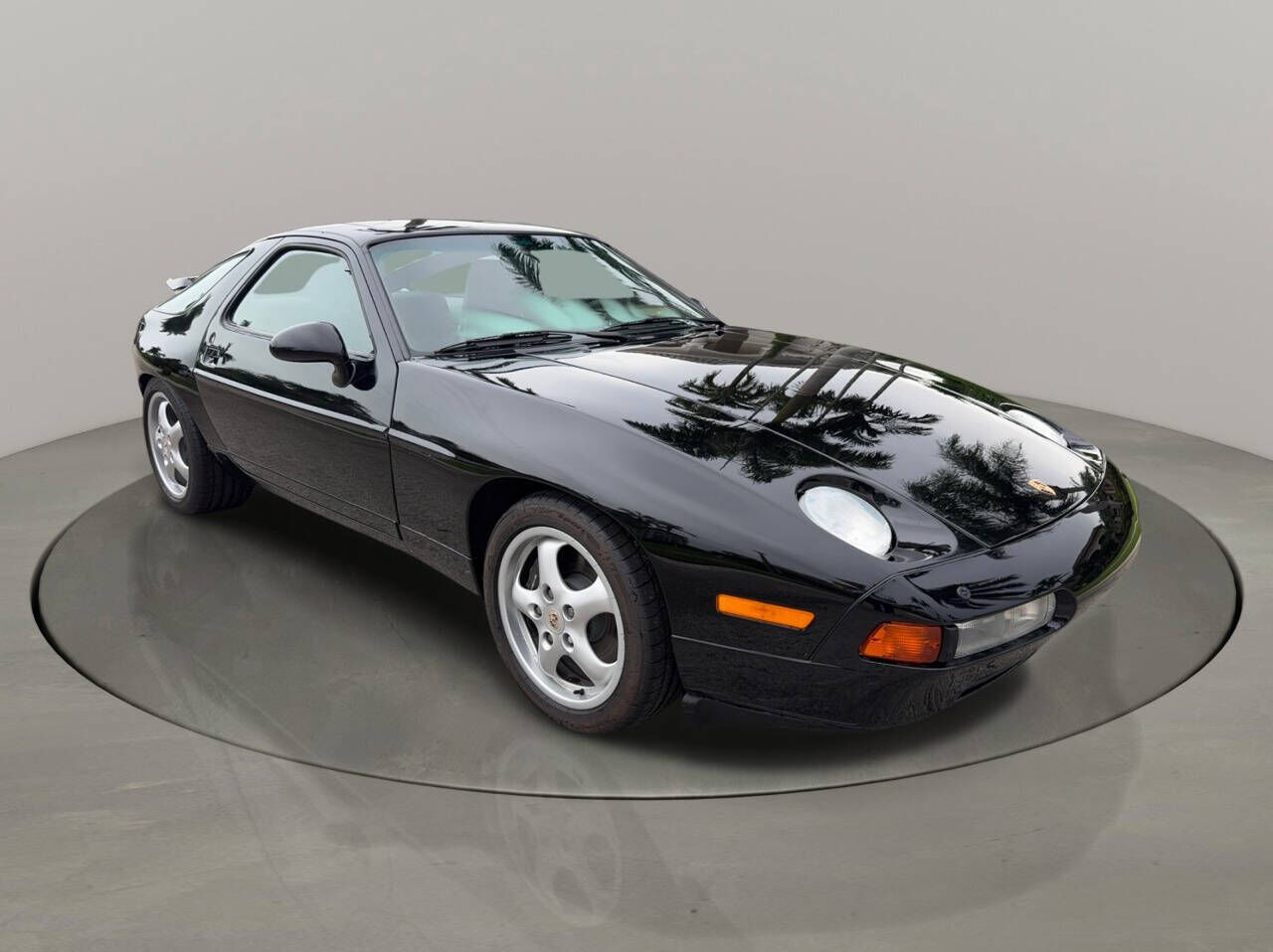 Porsche 928