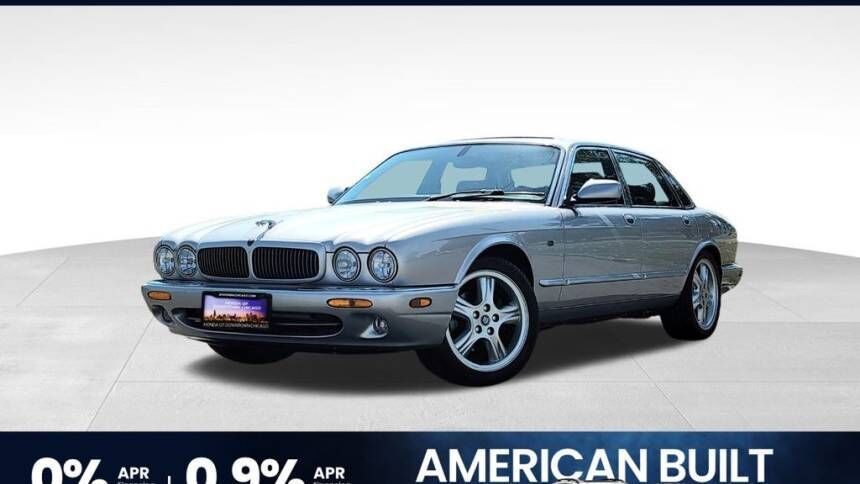 Jaguar XJ