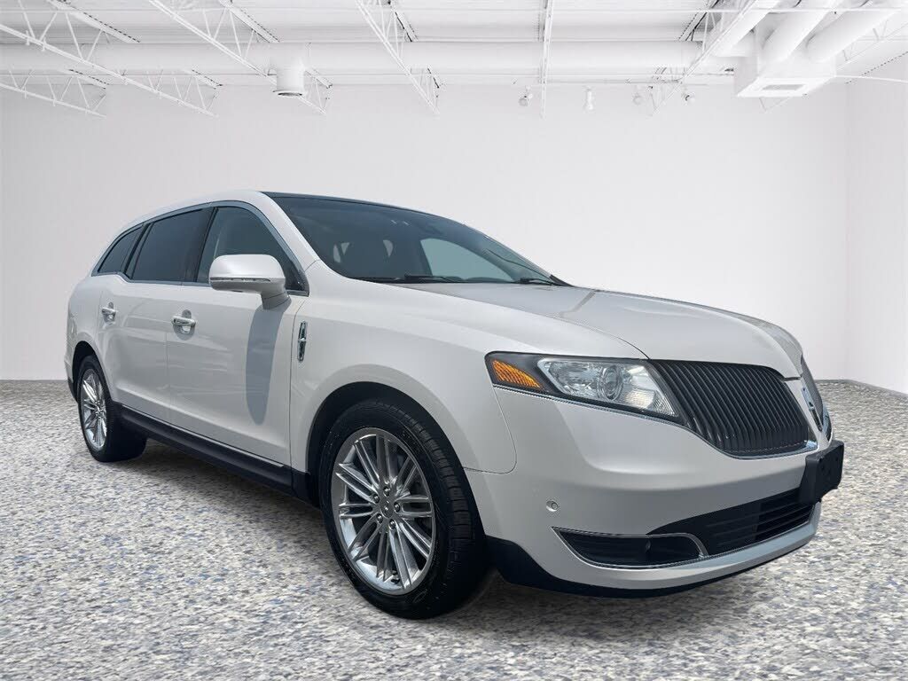Lincoln MKT