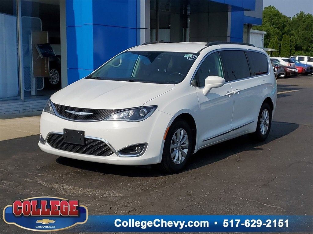 2017 CHRYSLER Pacifica