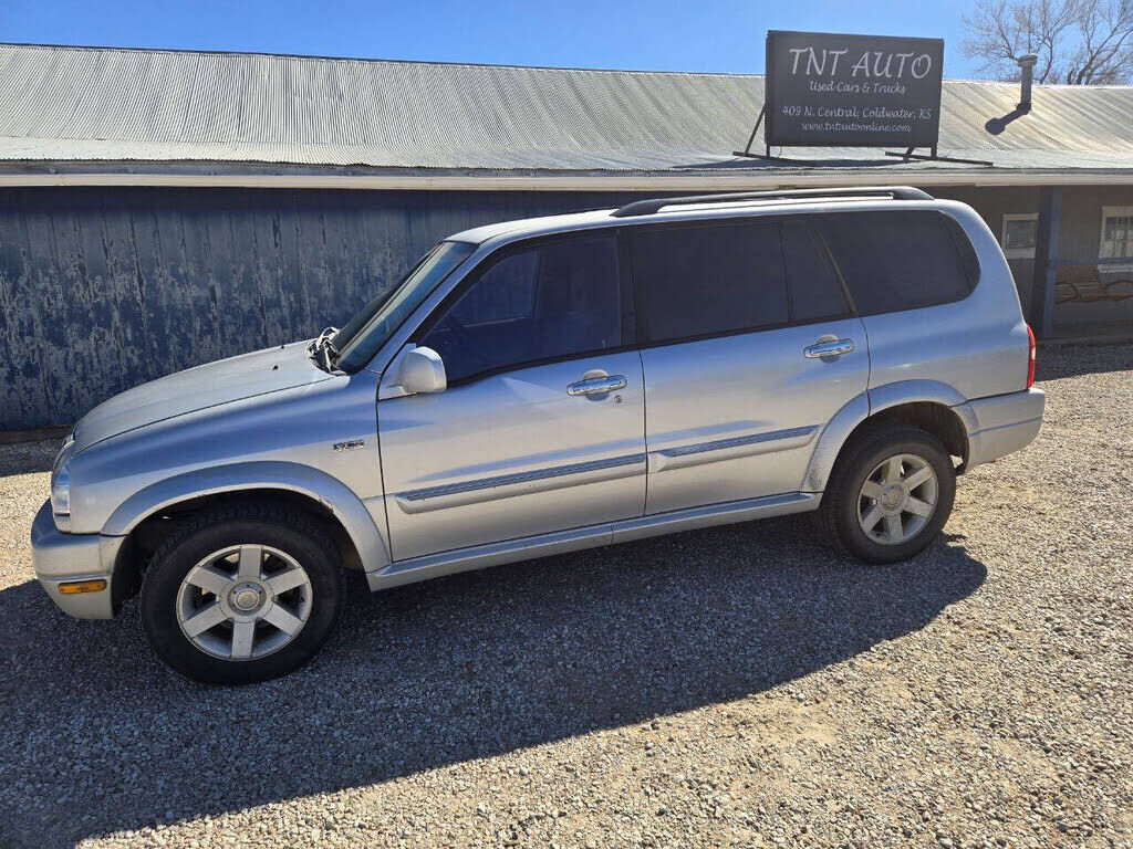 Suzuki XL7