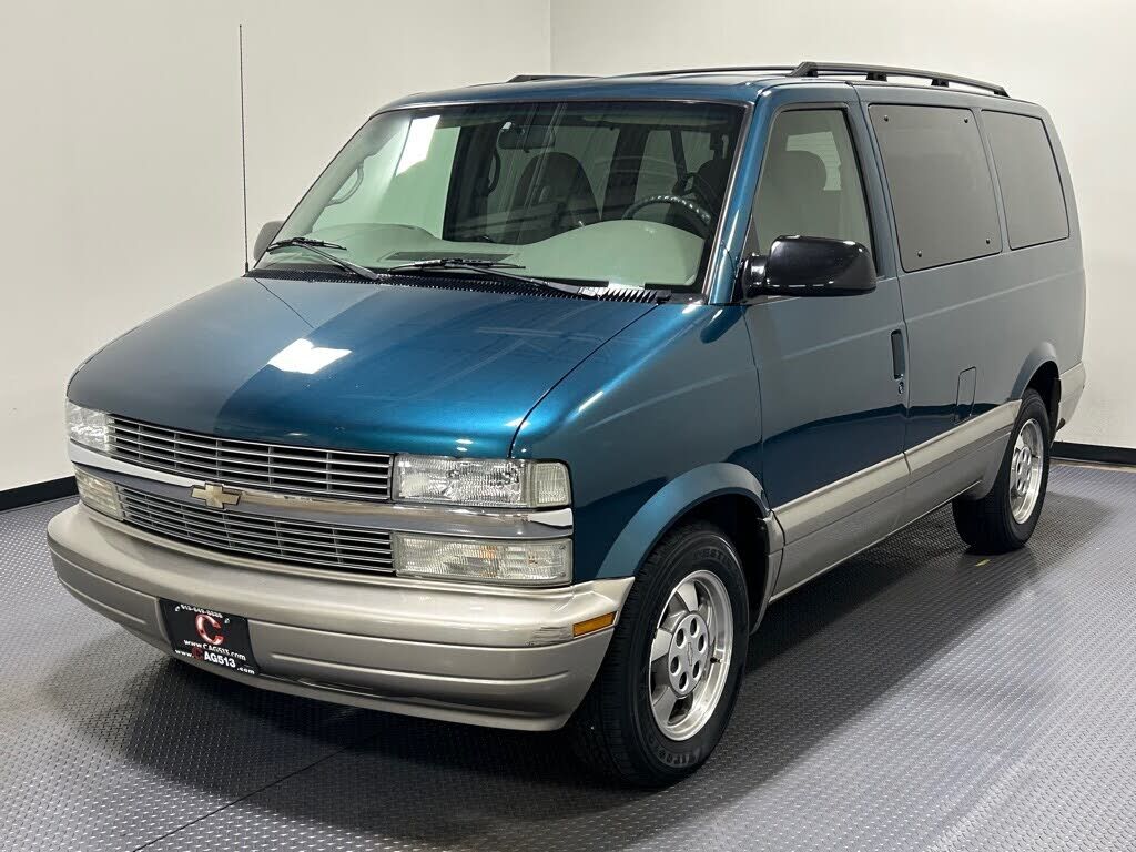 Chevrolet Astro Van
