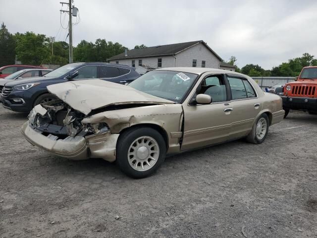 Ford Crown Victoria