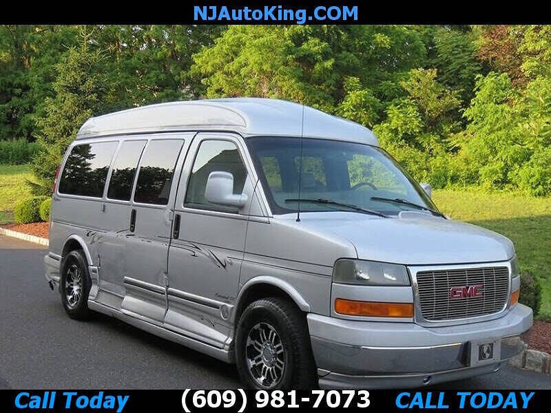 GMC Savana