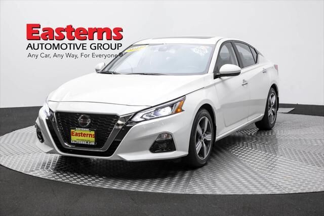 NISSAN