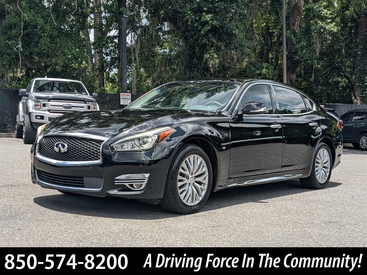 Infiniti Q70L