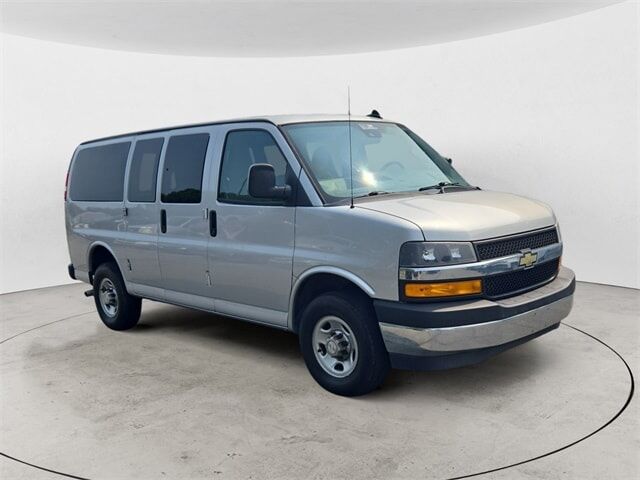 2021 CHEVROLET Express