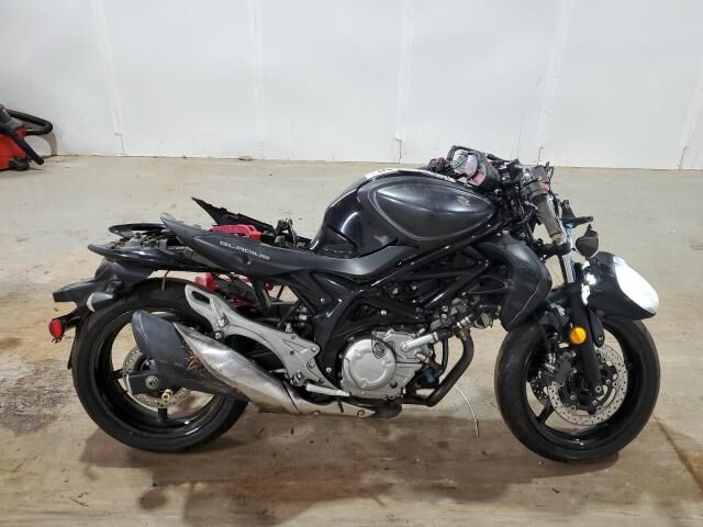 Suzuki SFV650L
