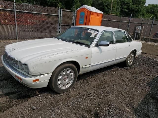 Jaguar Vanden Plas