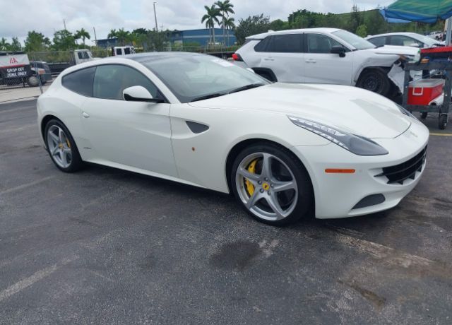 Ferrari FF