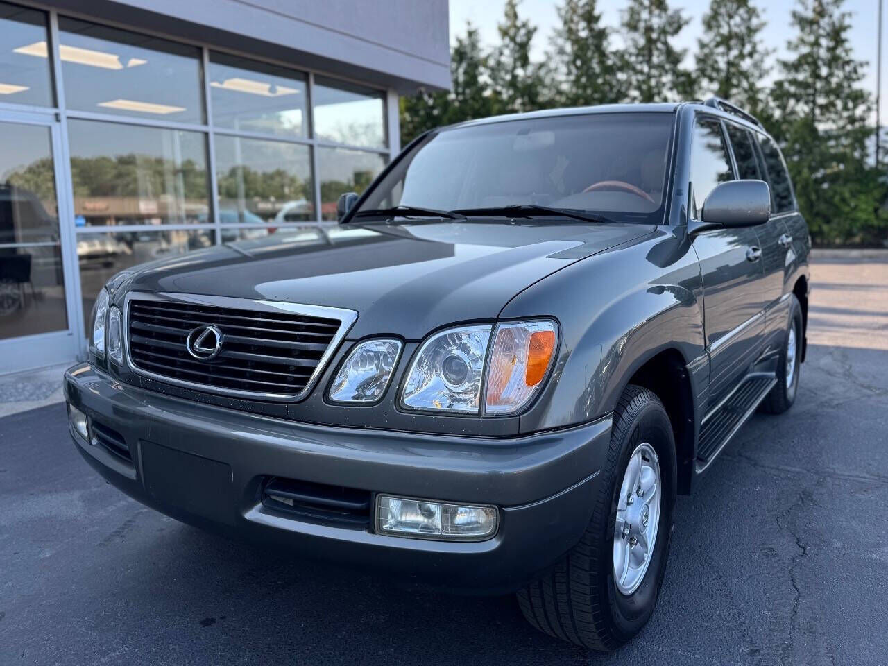 Lexus LX
