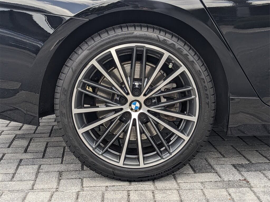 2022 BMW 540i