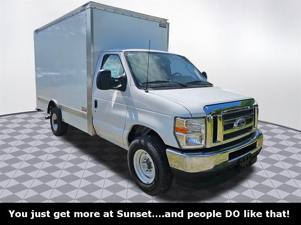 2026 FORD E-350