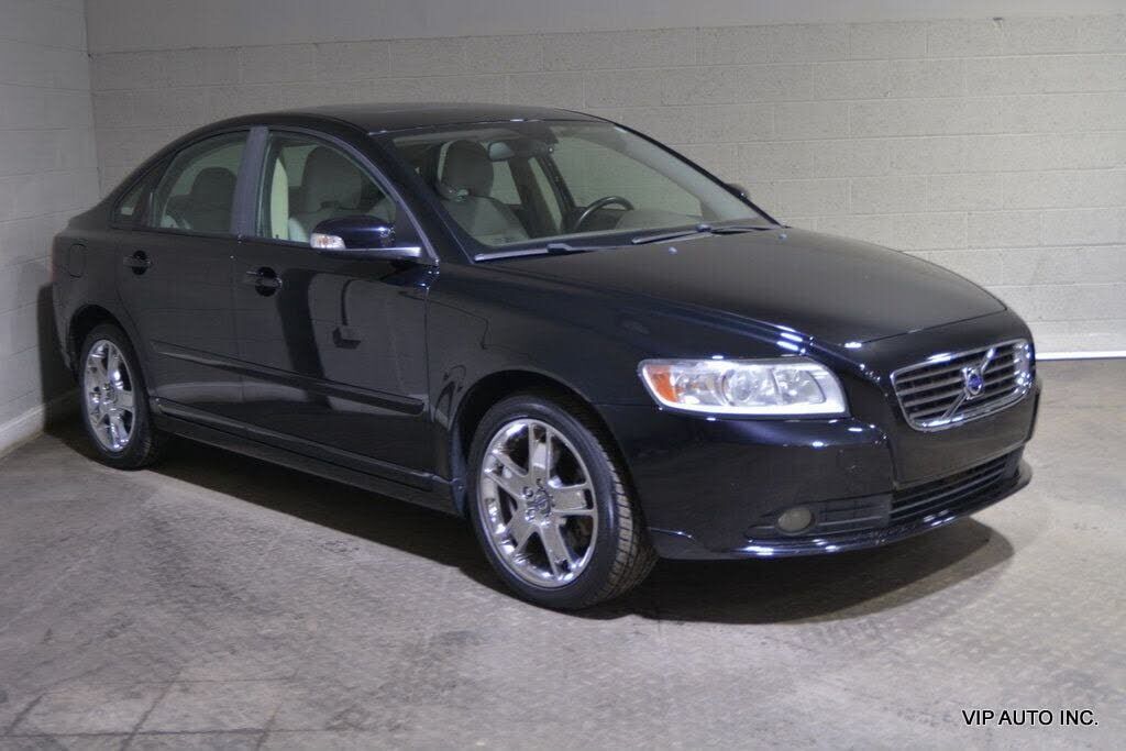 2010 VOLVO S40