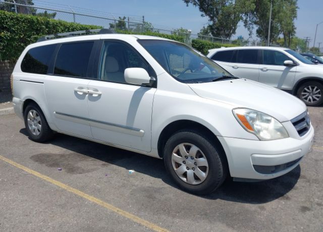 Hyundai Entourage