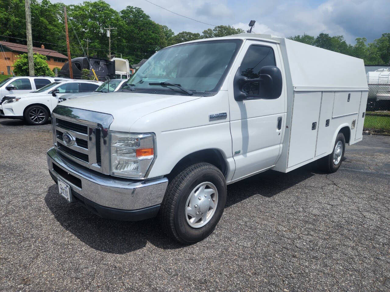 2014 FORD E-350