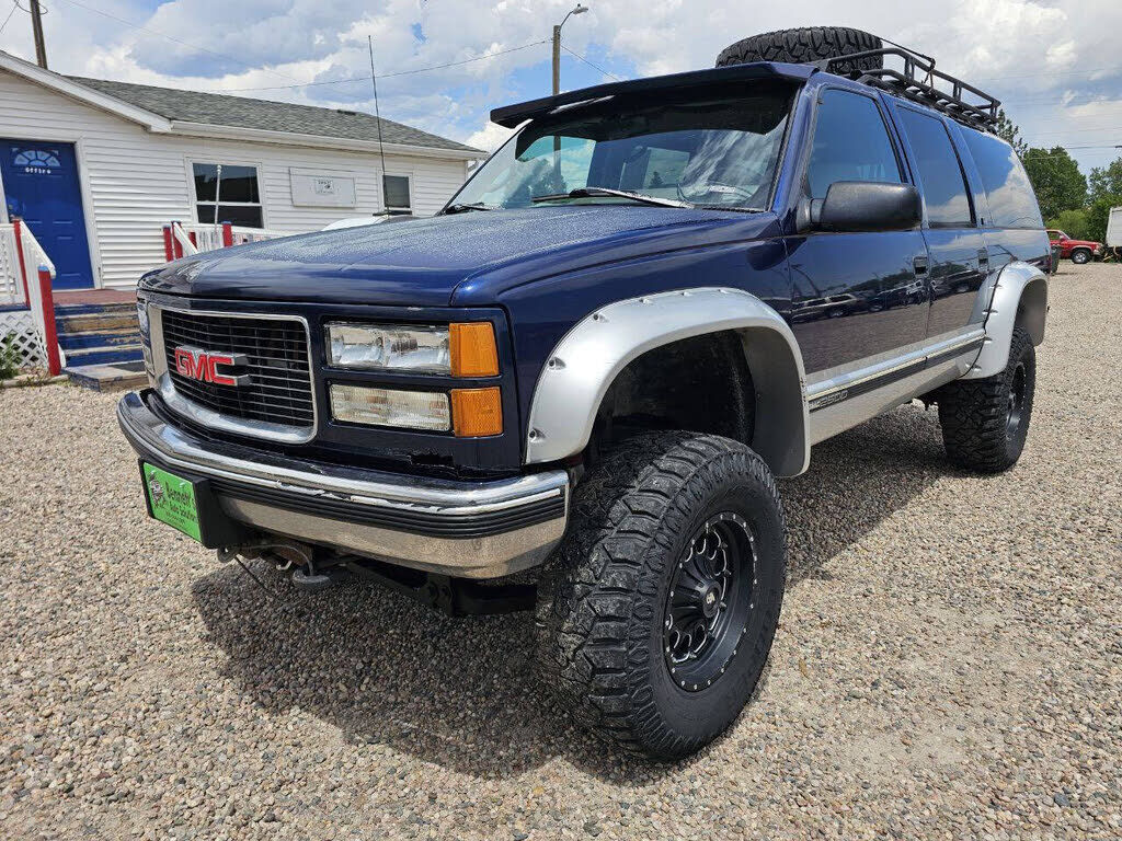 GMC Suburban