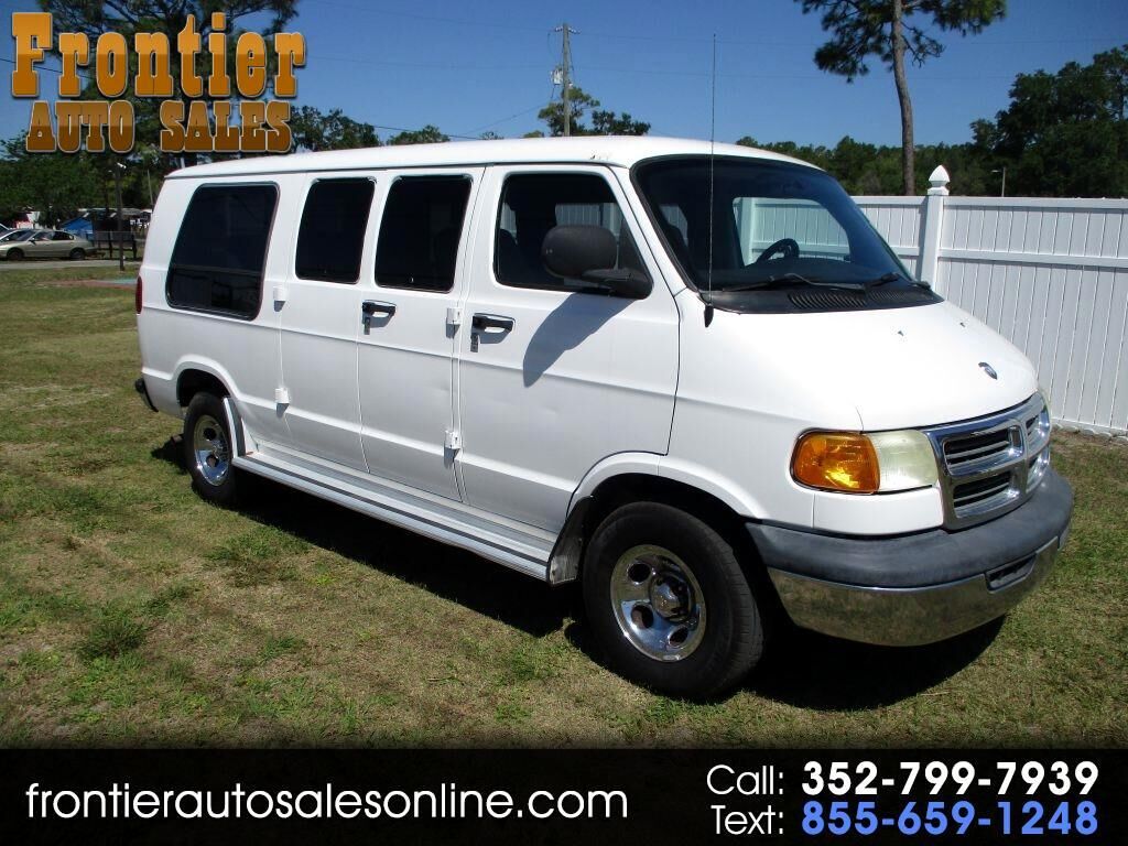 Dodge Ram Van