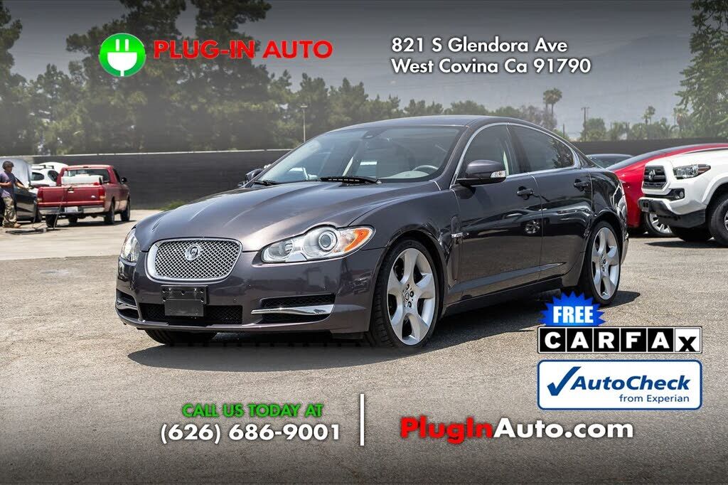 Jaguar XF