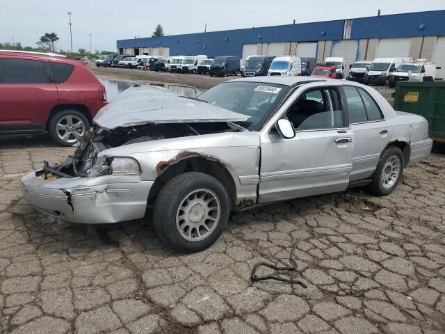 Ford Crown Victoria