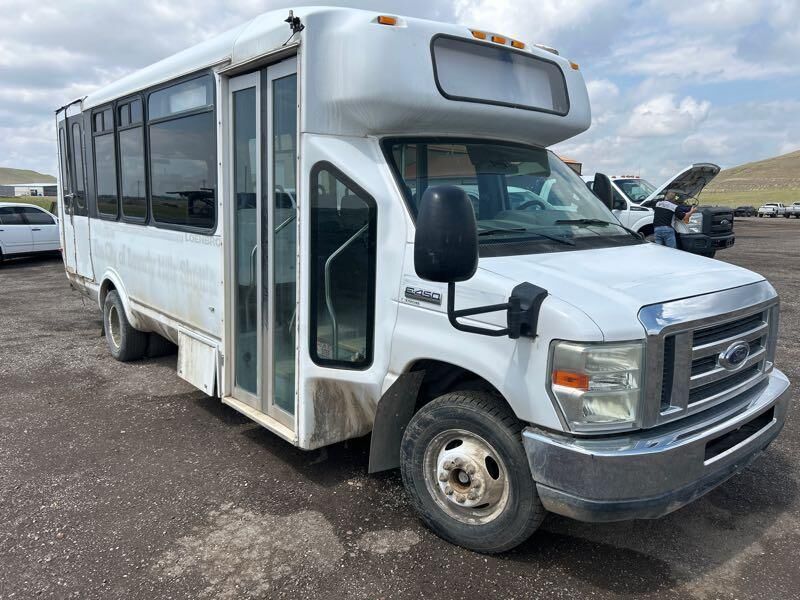 Ford E-450