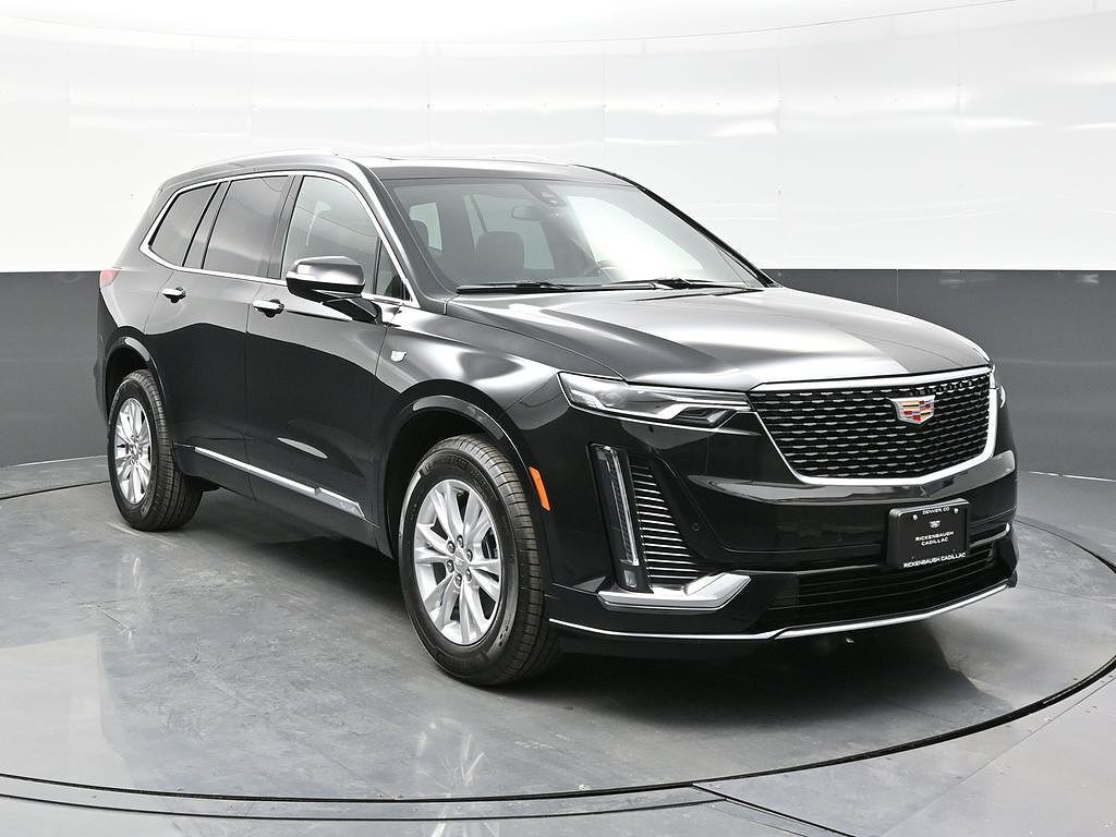 2025 CADILLAC XT6
