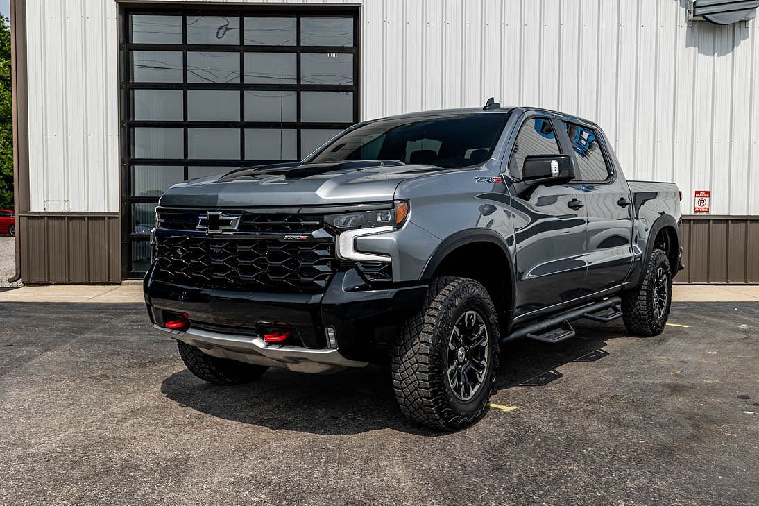 2024 CHEVROLET Silverado