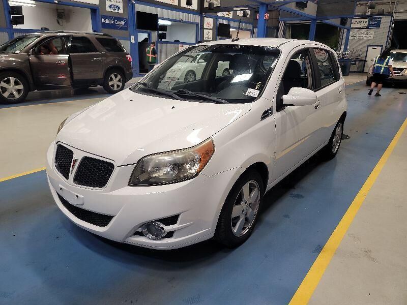 Pontiac G3