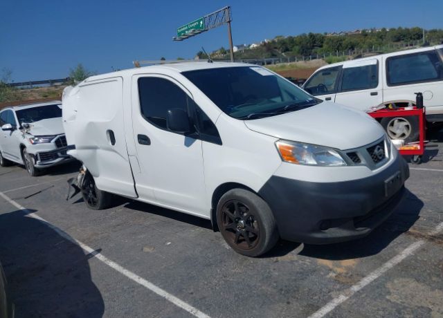 Nissan NV200