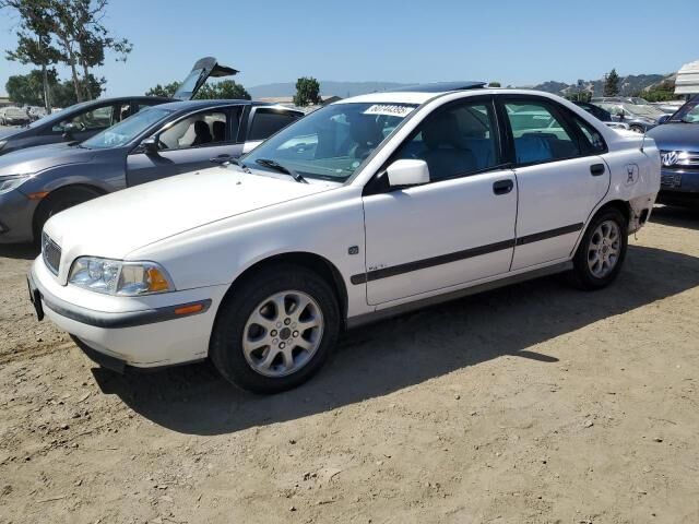 Volvo S40