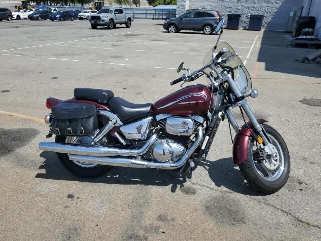 Suzuki VZ800