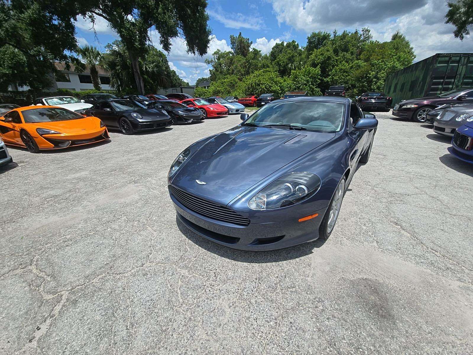Aston Martin DB9
