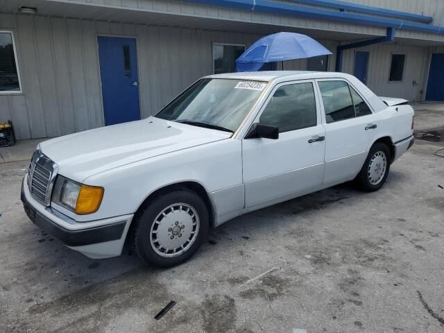 Mercedes-Benz 300