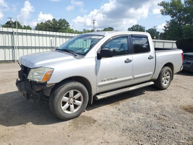 Nissan Titan