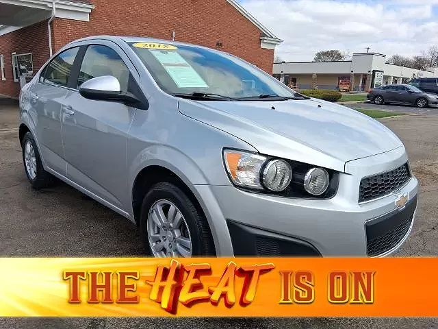 2015 CHEVROLET Sonic