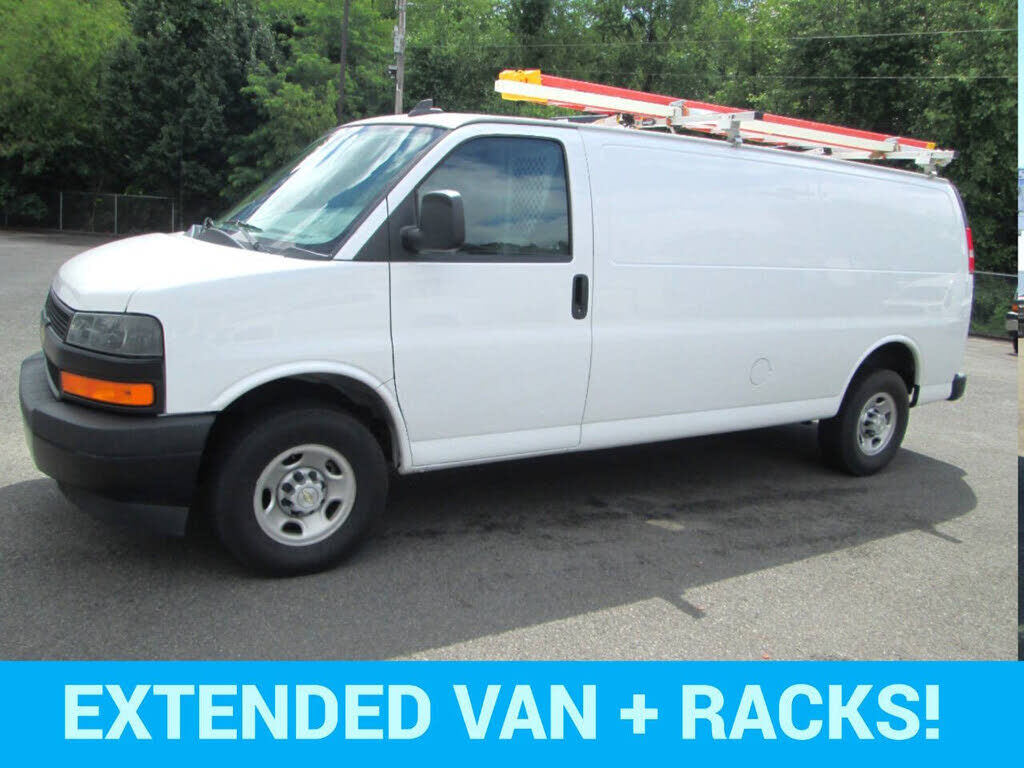 2023 CHEVROLET Express