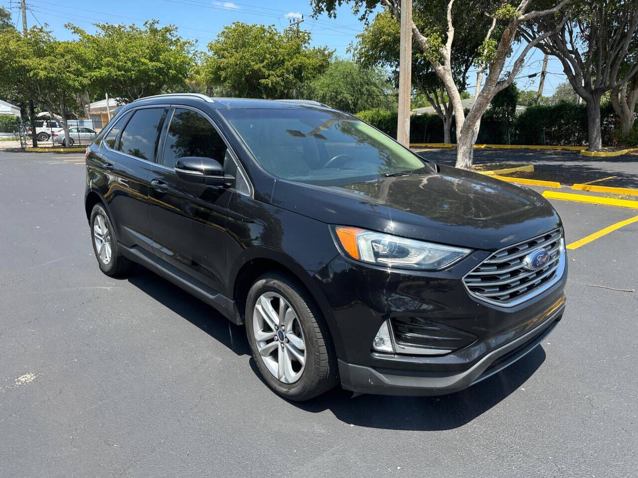 2020 FORD Edge