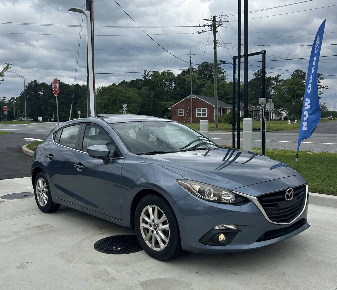 2015 MAZDA Mazda3