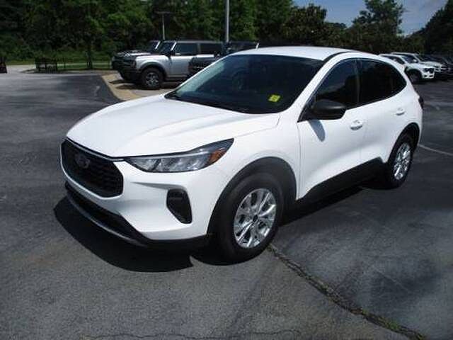 2024 FORD Escape