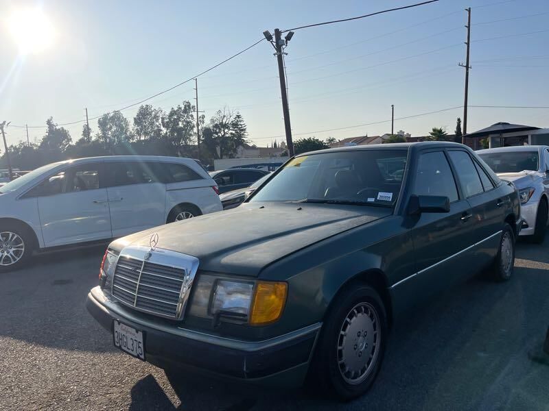 Mercedes-Benz 300