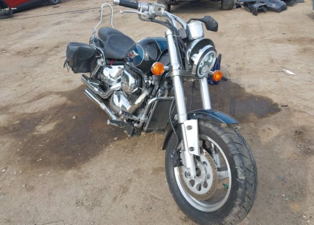 Suzuki VZ800