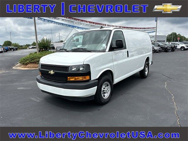 2023 CHEVROLET Express