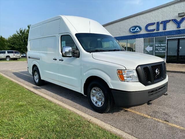 Nissan NV